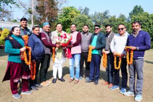 उपनल कर्मचारी संघ ने सीएम धामी से भेंट कर जताया आभार