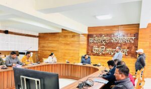शिकायतों पर तत्पर प्रशासन- हर प्रकरण की साप्ताहिक समीक्षा के निर्देश