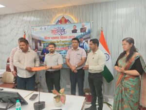 जल महोत्सव पखवाड़ा के दौरान “प्लम्बर सम्मान समारोह” का जिला जल एवं स्वच्छता मिशन, देहरादून के तत्वाधान हुआ आयोजन