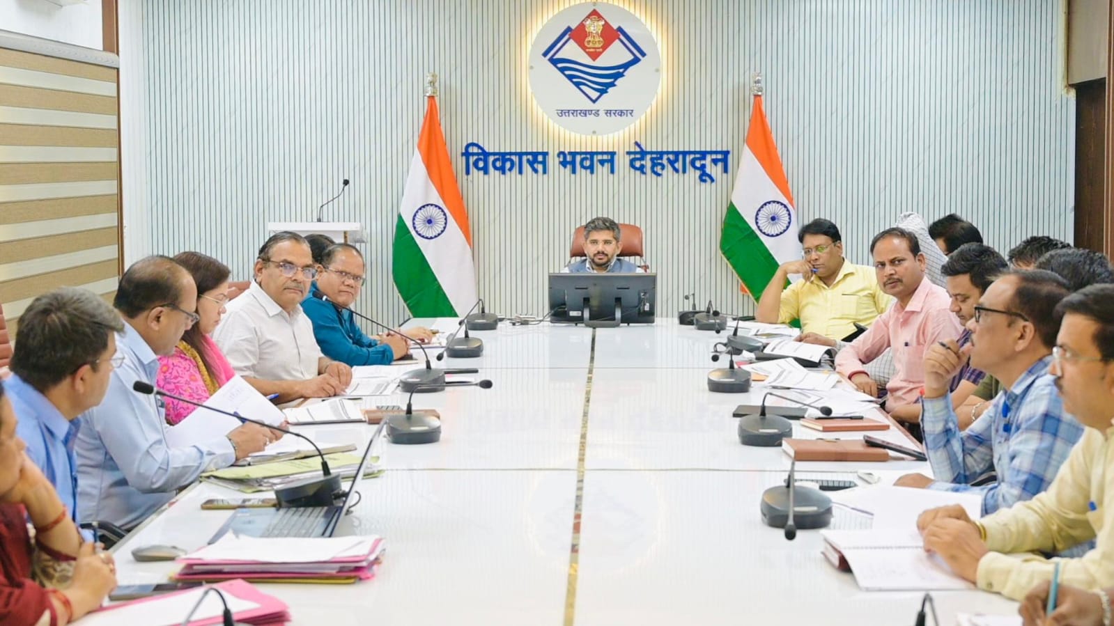 हर घर तक स्वच्छ पेयजल पहुंचाने पर जोर, मानसून से पहले गुणवत्ता जांच पूरी करने के निर्देश