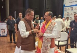 “अपनापन – नरेंद्र मोदी संग मेरे अनुभव” पुस्तक का विमोचन, कृषि मंत्री गणेश जोशी हुए शामिल