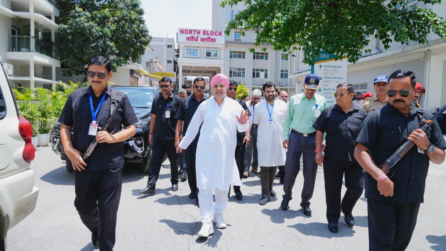 परमपूज्य ब्रह्मलीन श्रीमहंत इन्दिरेश चरण दास जी महाराज के महानिर्वाण दिवस पर किया गुरु का सिमरन