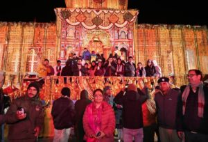 विधानसभा अध्यक्ष ऋतु खण्डूडी भूषण ने किए श्री बद्री विशाल के दर्शन